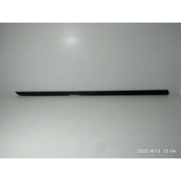 Friso Vidro Lateral Mercedes Clc200 Esquerdo 2008/2011 Água