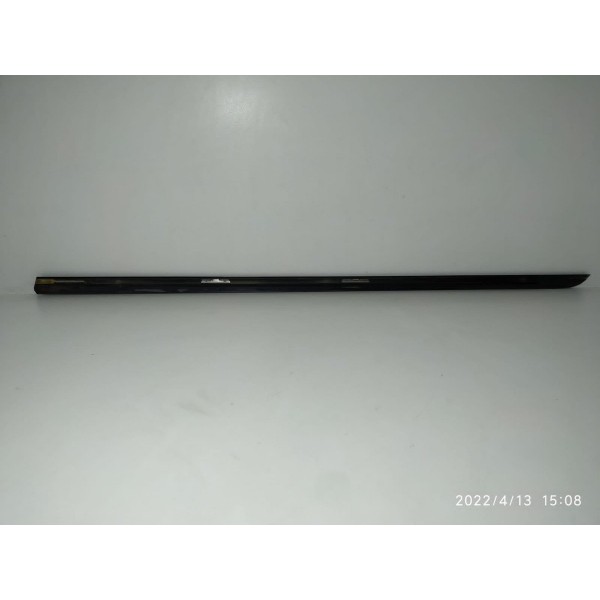 Friso Vidro Lateral Direito Mercedes Clc200 2008/2011 Água