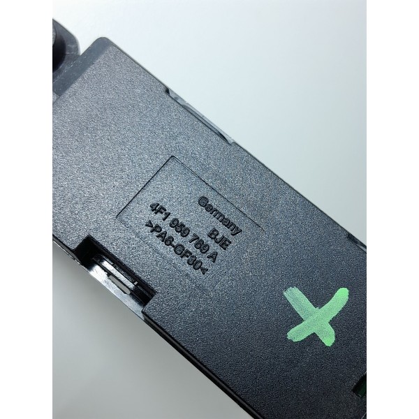 Botao Memoria Banco Audi Q7 Dianteiro Esq  10/15 4f1959769a