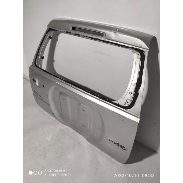 Tampa Traseira Suzuki Grand Vitara 2014 Detalhe Cinza