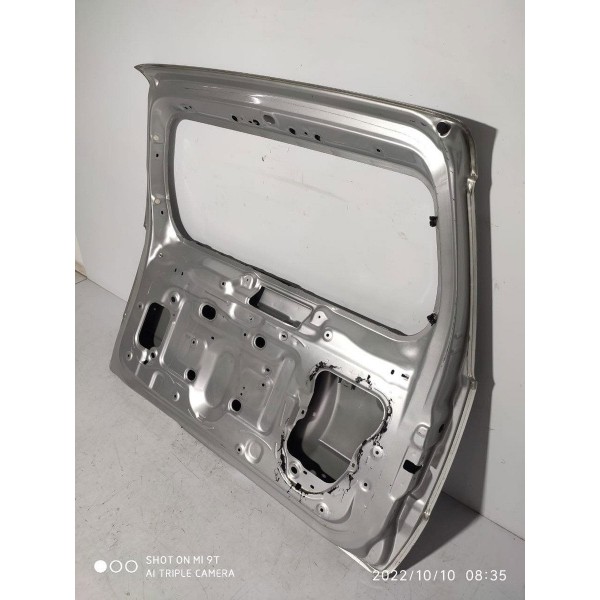 Tampa Traseira Suzuki Grand Vitara 2014 Detalhe Cinza