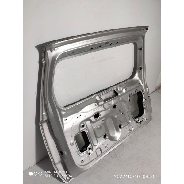 Tampa Traseira Suzuki Grand Vitara 2014 Detalhe Cinza