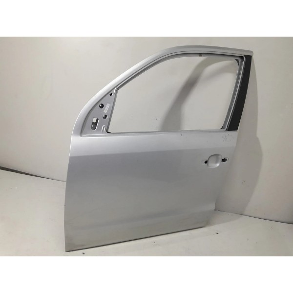 Porta Amarok V6 Dianteira Esquerda 2017/2023 Lisa Dianteira Esquerdo Cinza