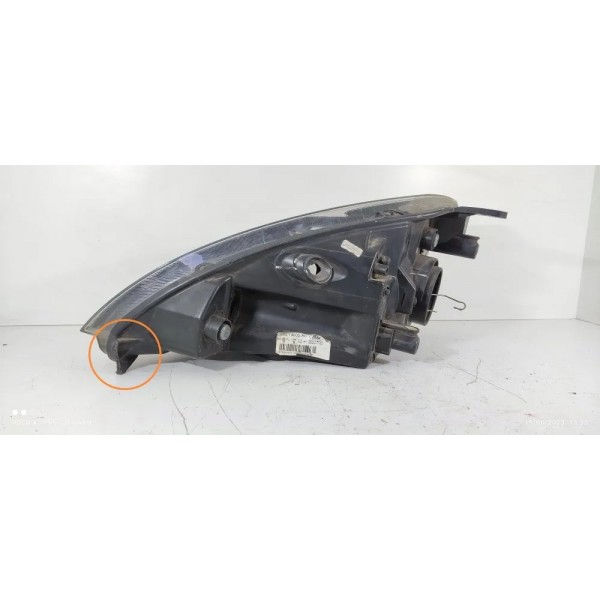 Farol Ford Ka Máscara Negra Direito 2012 Detalhe Direito/passageiro