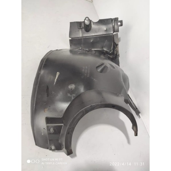 Parabarro Mercedes Clc 200 Dianteiro Direito Post 2008/2010