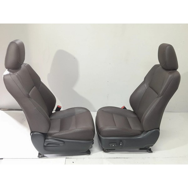 Jogo Banco Couro Hilux Sw4 2016/2020 Eletrico Marrom-claro