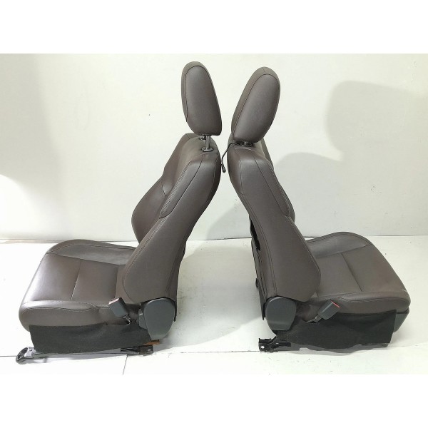 Jogo Banco Couro Hilux Sw4 2016/2020 Eletrico Marrom-claro