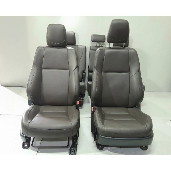 Jogo Banco Couro Hilux Sw4 2016/2020 Eletrico Marrom-claro