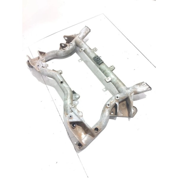 Agregado Mercedes C180 C200 Dianteiro 2008/2014 A2046281057