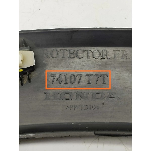 Friso Moldura Paralama Honda Hrv Direito 2015/2021 74107t7t Preto