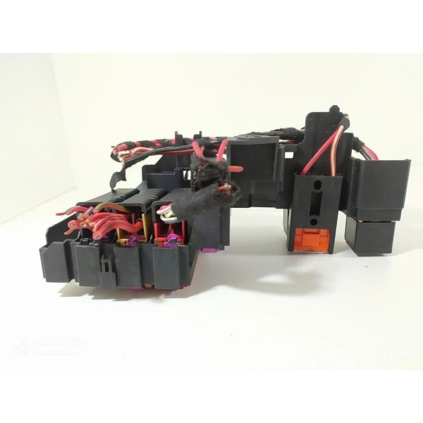 Caixa Fusivel Audi Q5 A4 2.0 2009/2013 8k0971845