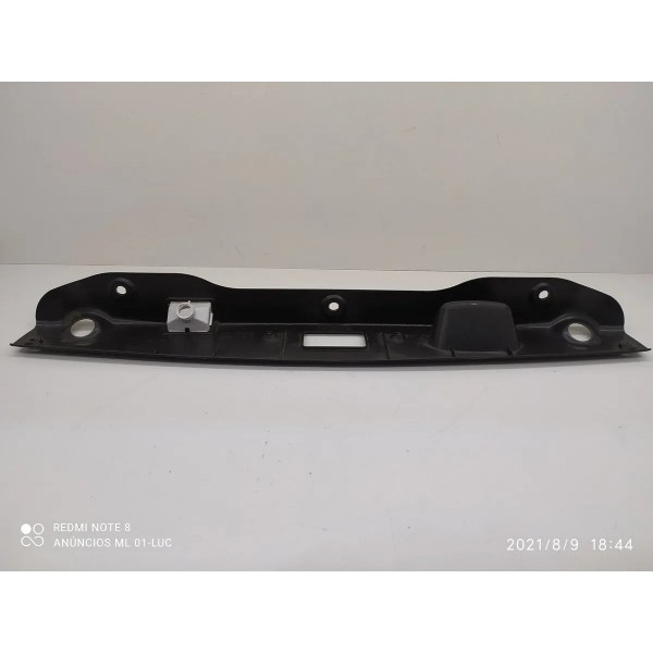 Moldura Friso Tampa Traseira Mercedes C180 C200 2008/2014 Preto