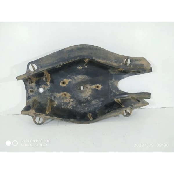 Capa Bandeja Mercedes C180 C200 Traseira Esq 2008/2014 Det