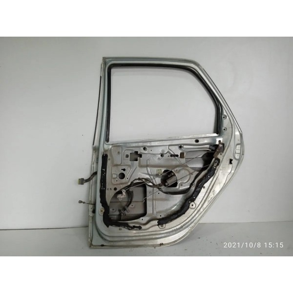 Porta Renault Scenic Traseira Direita 1999/2010 Traseira Direito Prateado