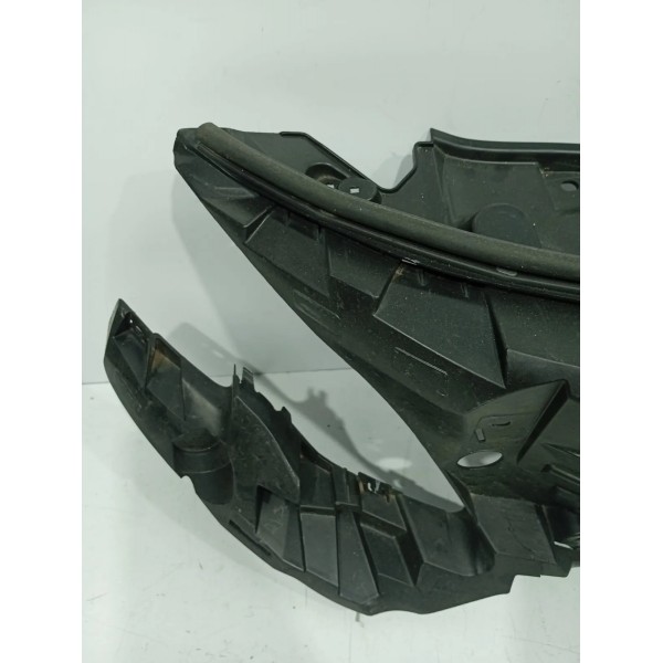 Grade Superior Parachoque Peugeot 2008 2019/2023 Preto