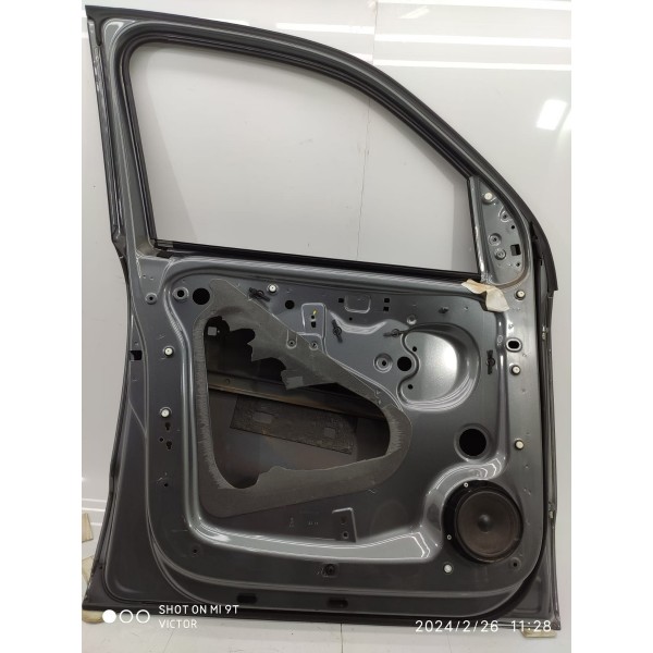 Porta Amarok V6 Dianteira Esq 2017 2018 2019 2020 2021 2022