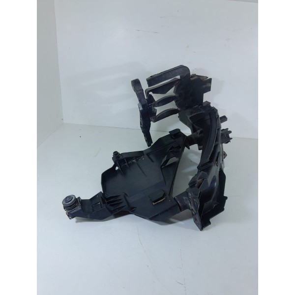 Suporte Guia Farol Q5 Direito 2009 2010 2011 2014 8r0941454