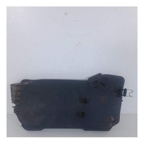 Tampa Caixa Fusivel Mercedes C180 C200 2011 2012 A2045400082