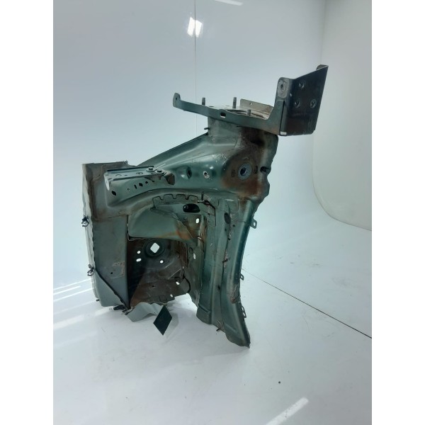 Longarina Caixa Roda Freelander Direito 2007 A 2013 Orig