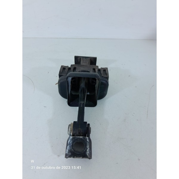 Limitador Porta Bmw 118 120 130 Diant 2004 2005 A 2011