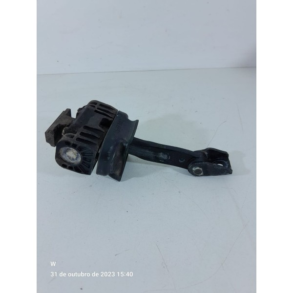 Limitador Porta Bmw 118 120 130 Diant 2004 2005 A 2011 Orig