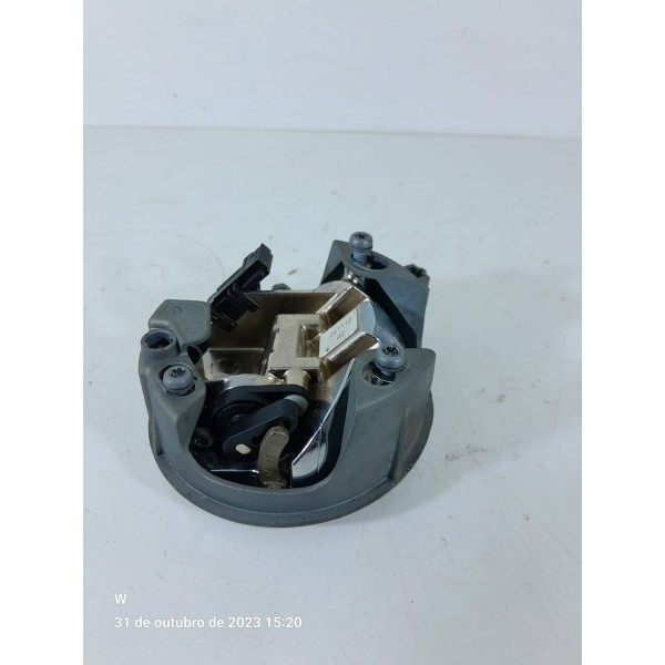 Macaneta Simbolo Bmw 118 120i 130 Tampa Traseira 2004/2011