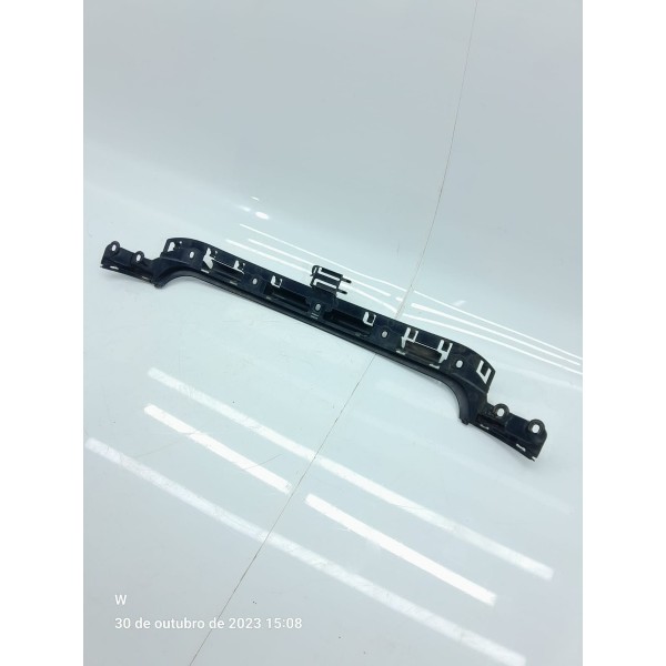 Suporte Central Parachoque Bmw 118 120 130 Traseir 2004/2011