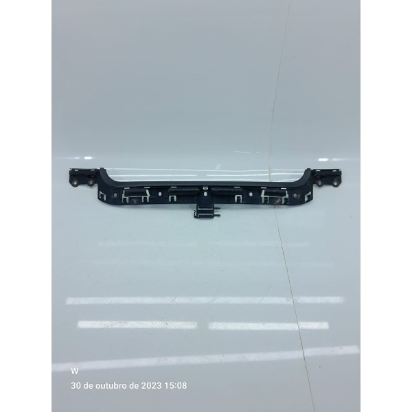 Suporte Central Parachoque Bmw 118 120 130 Traseir 2004/2011