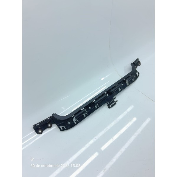 Suporte Central Parachoque Bmw 118 120 130 Traseir 2004/2011