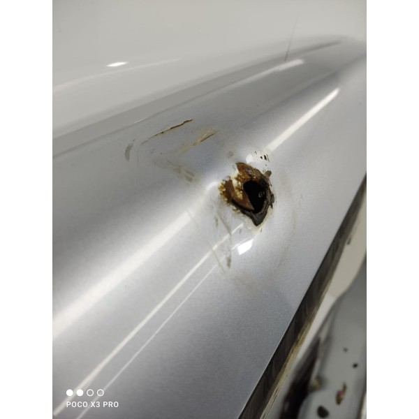 Tampa Traseira Pajero Full 2007 2010 2012 2014 2015 Detalhe