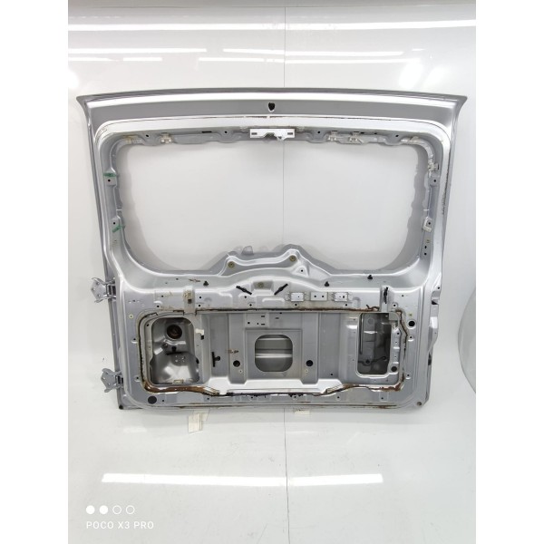 Tampa Traseira Pajero Full 2007 2010 2012 2014 2015 Detalhe