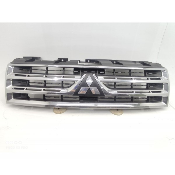 Grade Parachoque Pajero Full 2008 A 2015 Det 7450a480
