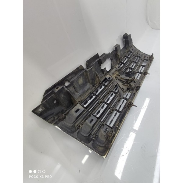Grade Parachoque Pajero Full 2008 A 2015 Det 7450a480