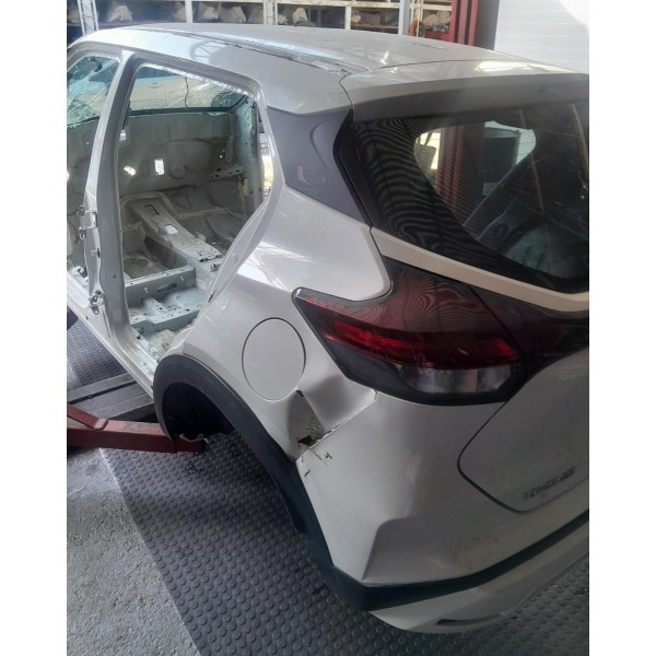 Traseira Teto Completa Kicks 2022 2023 2024 Orig