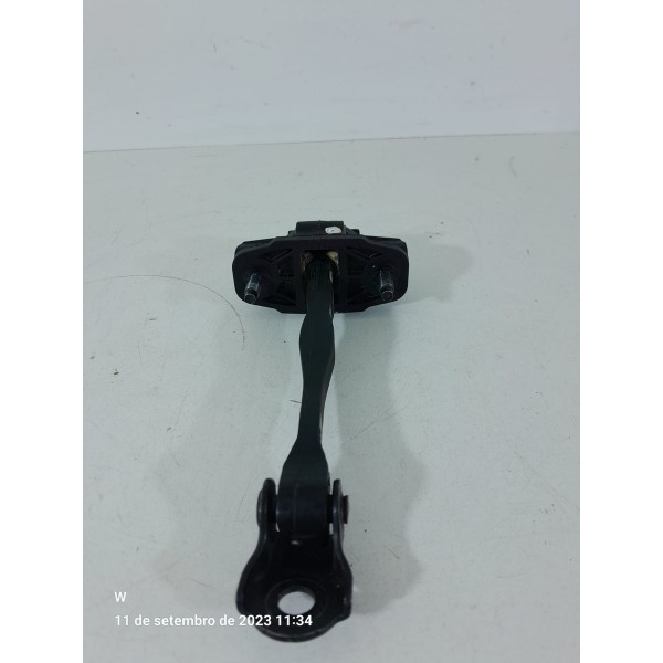 Limitador Porta Tracker Dianteira 2020 2021 2022 2023 2024