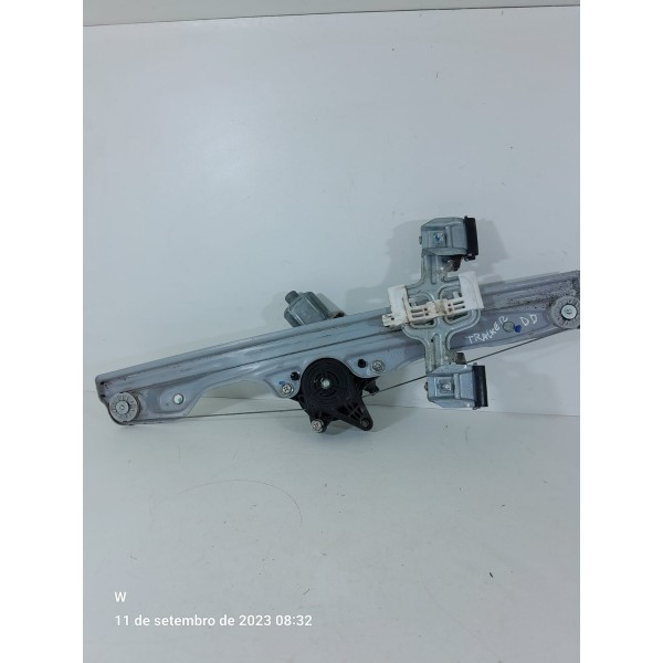 Maquina Vidro Tracker 2021 2022 2023 Diant Direita /31987
