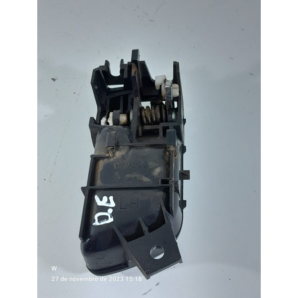 Macaneta Interna Porta Pajero Full Esquerda 2006/2016 Orig