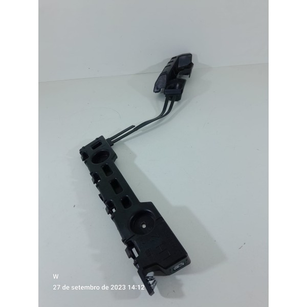 Guia Parachoque Onix Hatch Tras Esq 2020 /2024 Det 26210982