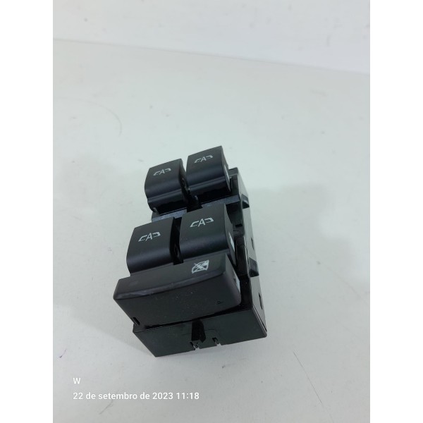 Botao Vidro Onix Tracker Dianteiro Esq 2020/2014 26211281