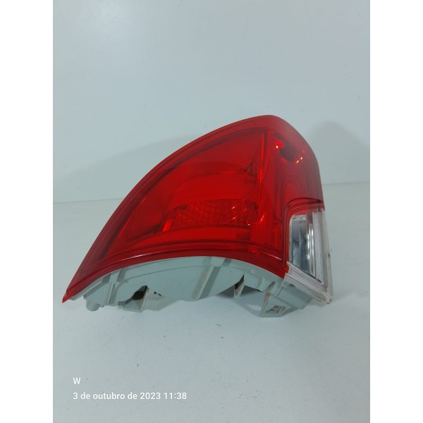 Lanterna Tampa Traseir Peugeot 2008 Esq 2018/2024 9808127680