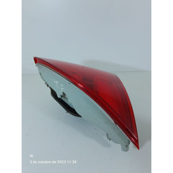 Lanterna Tampa Traseir Peugeot 2008 Esq 2018/2024 9808127680