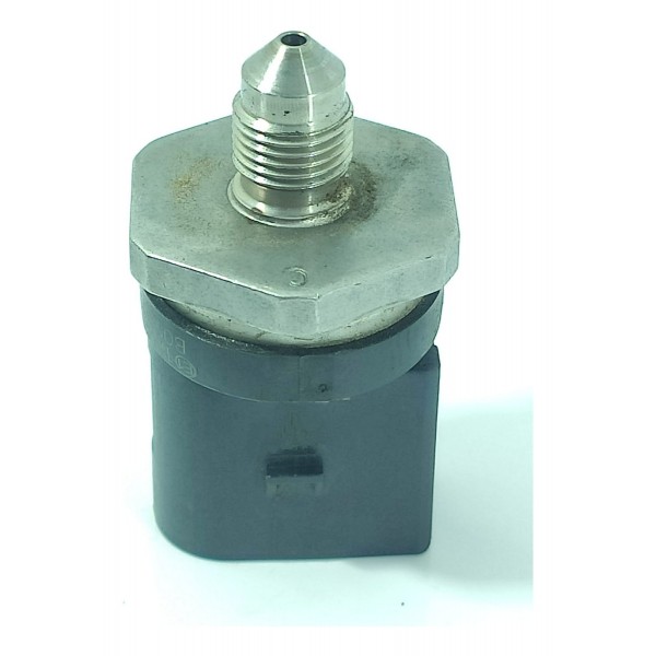 Sensor Alta Pressao Oleo Audi A4 A5 A6 Q5 06j906051f