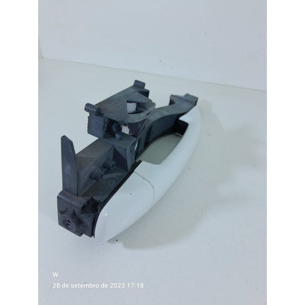 Macaneta Externa Peugeot 2008 Dianteira Dir 2016/2023 /32964
