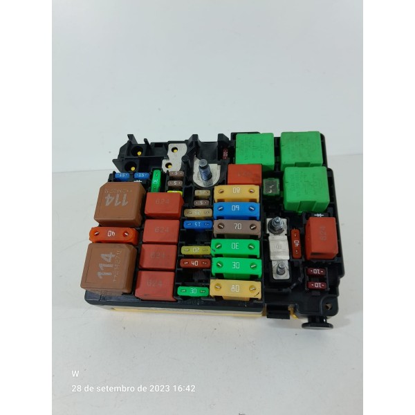 Caixa Fusivel Peugeot 2008 At 2017 A 2023 9804848480
