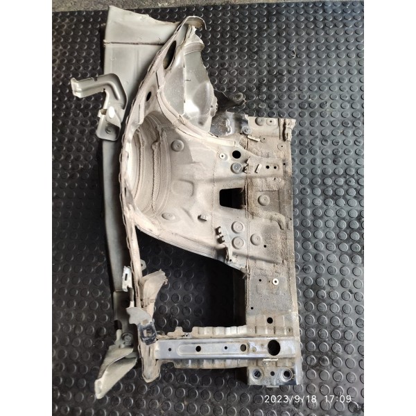 Longarina Caixa Roda Bmw 320 328 Gt Esq 2013/2018 /32476