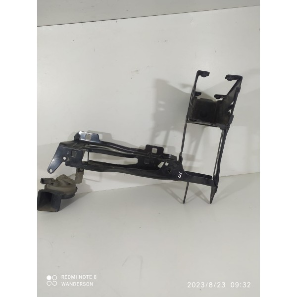 Suporte Guia Farol Bmw 320 328gt Esquerdo 2013/2017 7245791