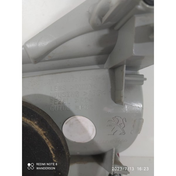 Lanterna Tampa Traseira Peugeot  2008 Es 2018/2024 980812768