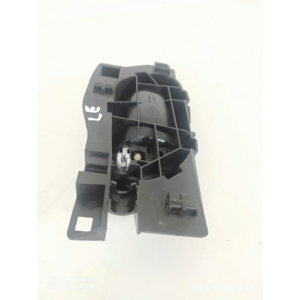 Maçaneta Interna Esquerda Peugeot 2008 2024 Original