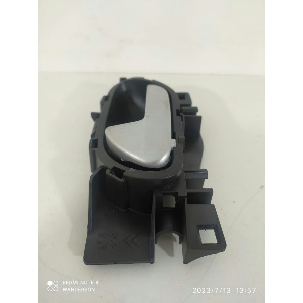 Maçaneta Interna Esquerda Peugeot 2008 2024 Original