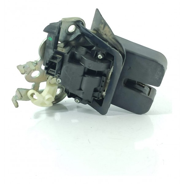 Fechaura Tampa Traseira Audi A1 A3 A4 A5 Q3 Q5 8r0827505